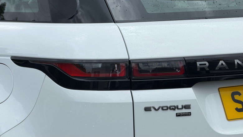 Land Rover Range Rover Evoque 1.5 P300e R-Dynamic S 5dr Auto Hatchback